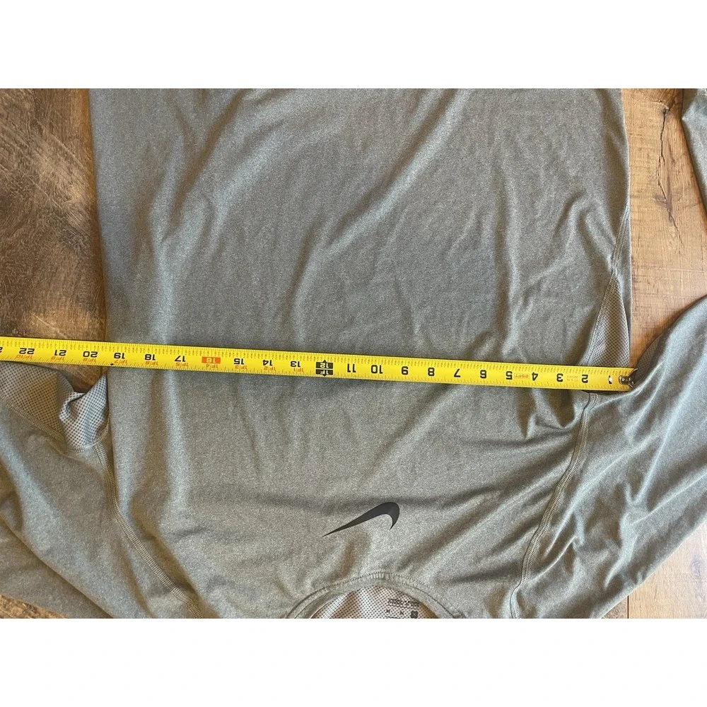Nike Pro Combat Shirt Men XL Gray Fitted Compression Long Sleeve Dri-Fit Gym